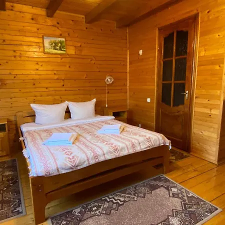 Hotel Edelweiss Carpathians Myhowe Exterior foto